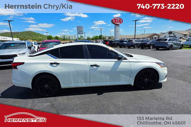Used 2022 Nissan Altima 2.5 SR w/ Midnight Edition Package AWD/4WD image 29