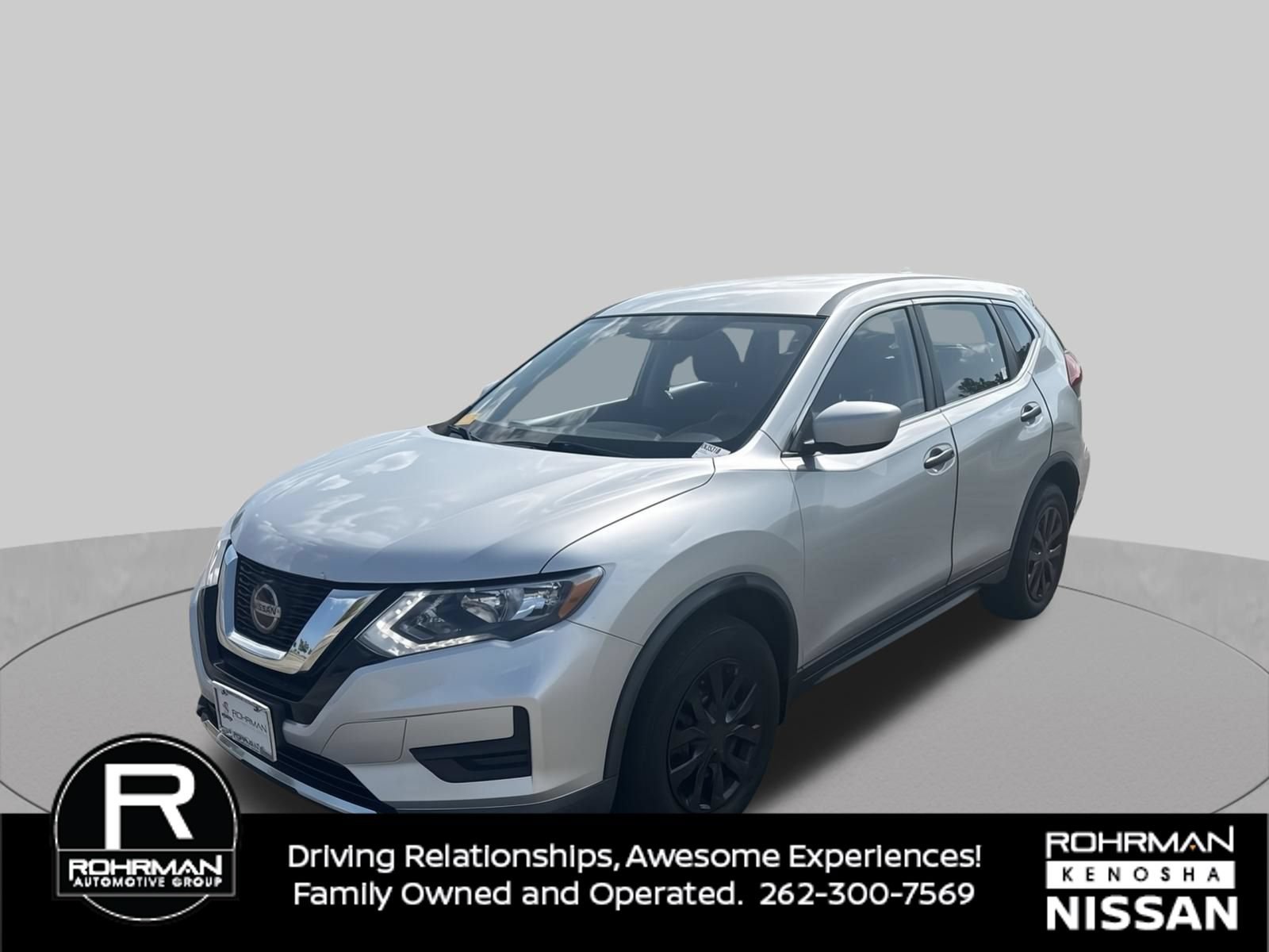 Used 2018 Nissan Rogue S AWD/4WD image 1