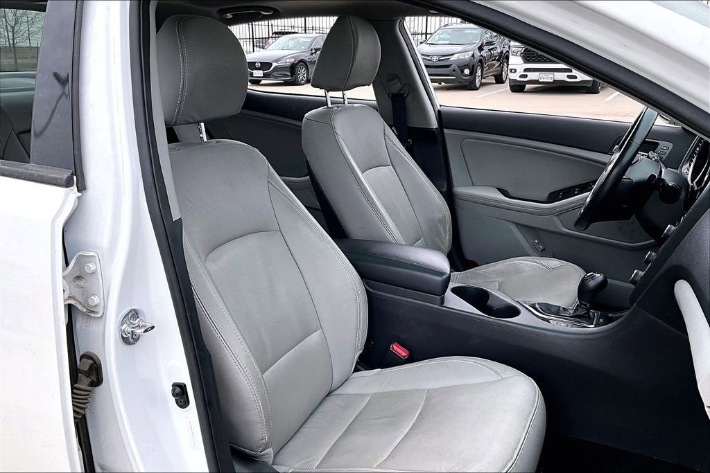 Used 2013 Kia Optima EX w/ Premium Pkg image 10