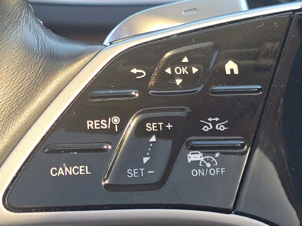 Used 2024 Mercedes-Benz GLS 450 4MATIC image 34