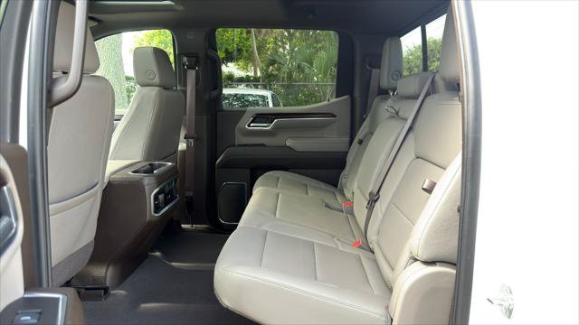 Used 2025 GMC Sierra 1500 SLT w/ SLT Premium Package AWD/4WD image 19