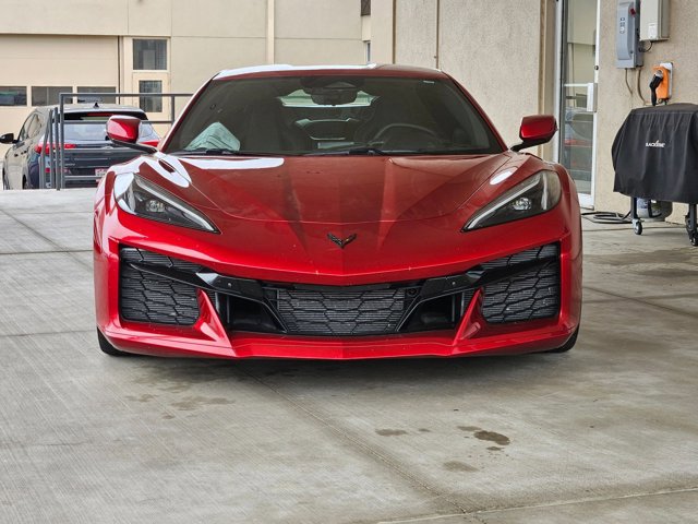 Used 2024 Chevrolet Corvette Z06 RWD image 2