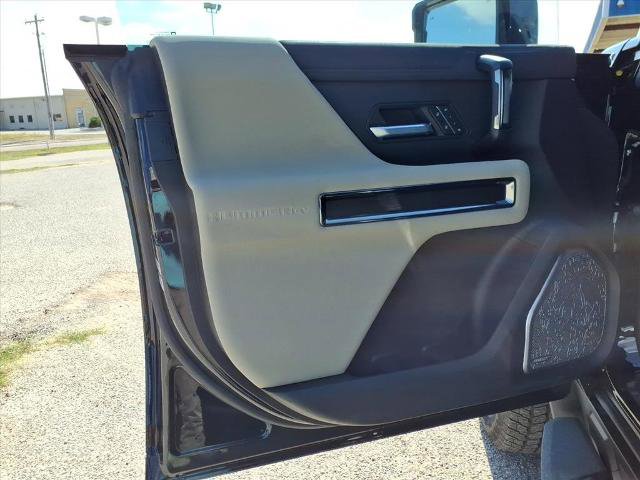 New 2026 GMC Hummer EV 2X image 17