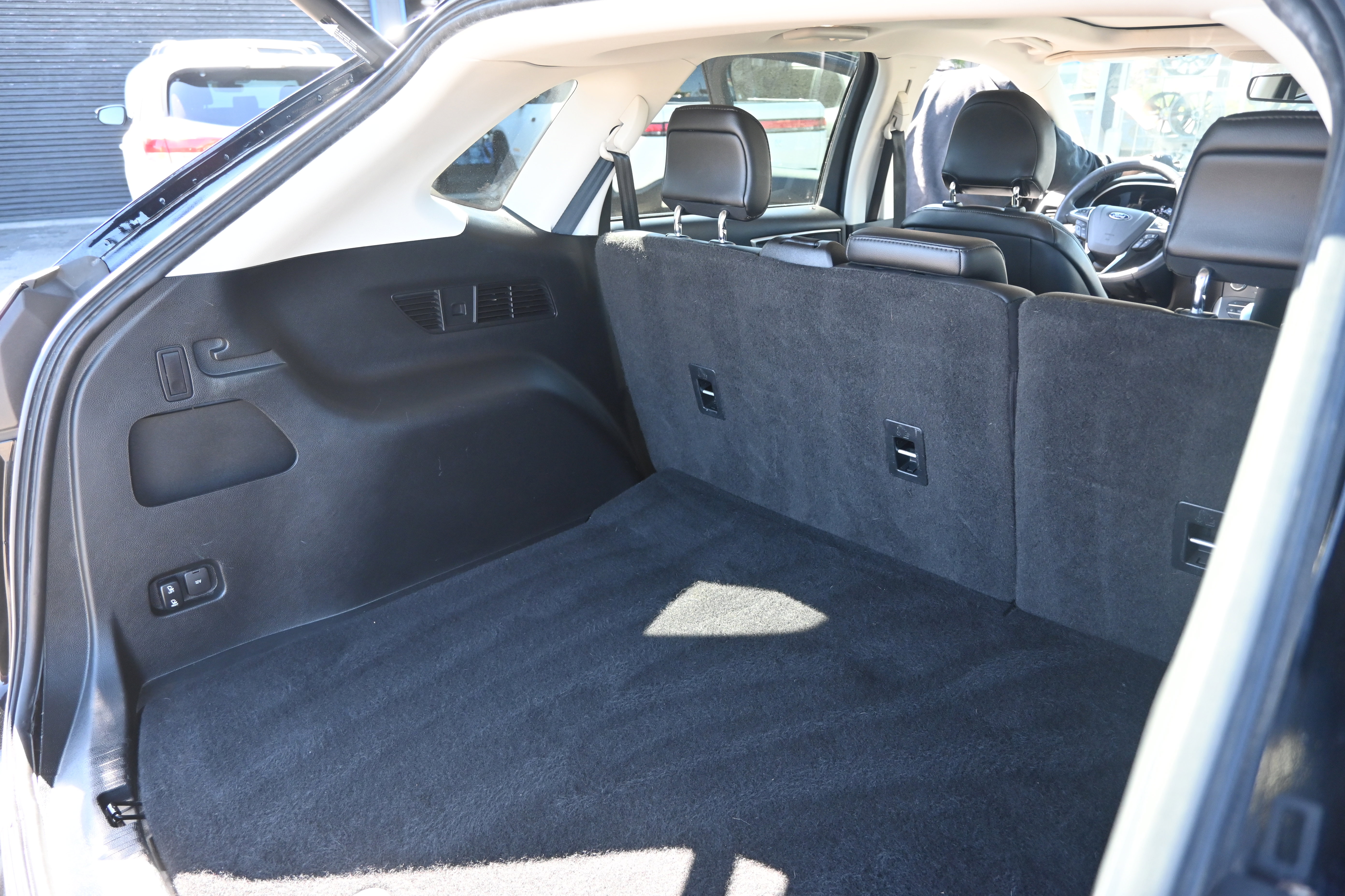 Used 2017 Ford Edge SEL w/ Equipment Group 201A image 30