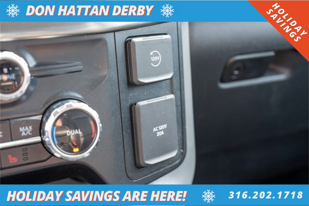 Used 2022 Ford F150 Lariat w/ Trailer Tow Package image 11