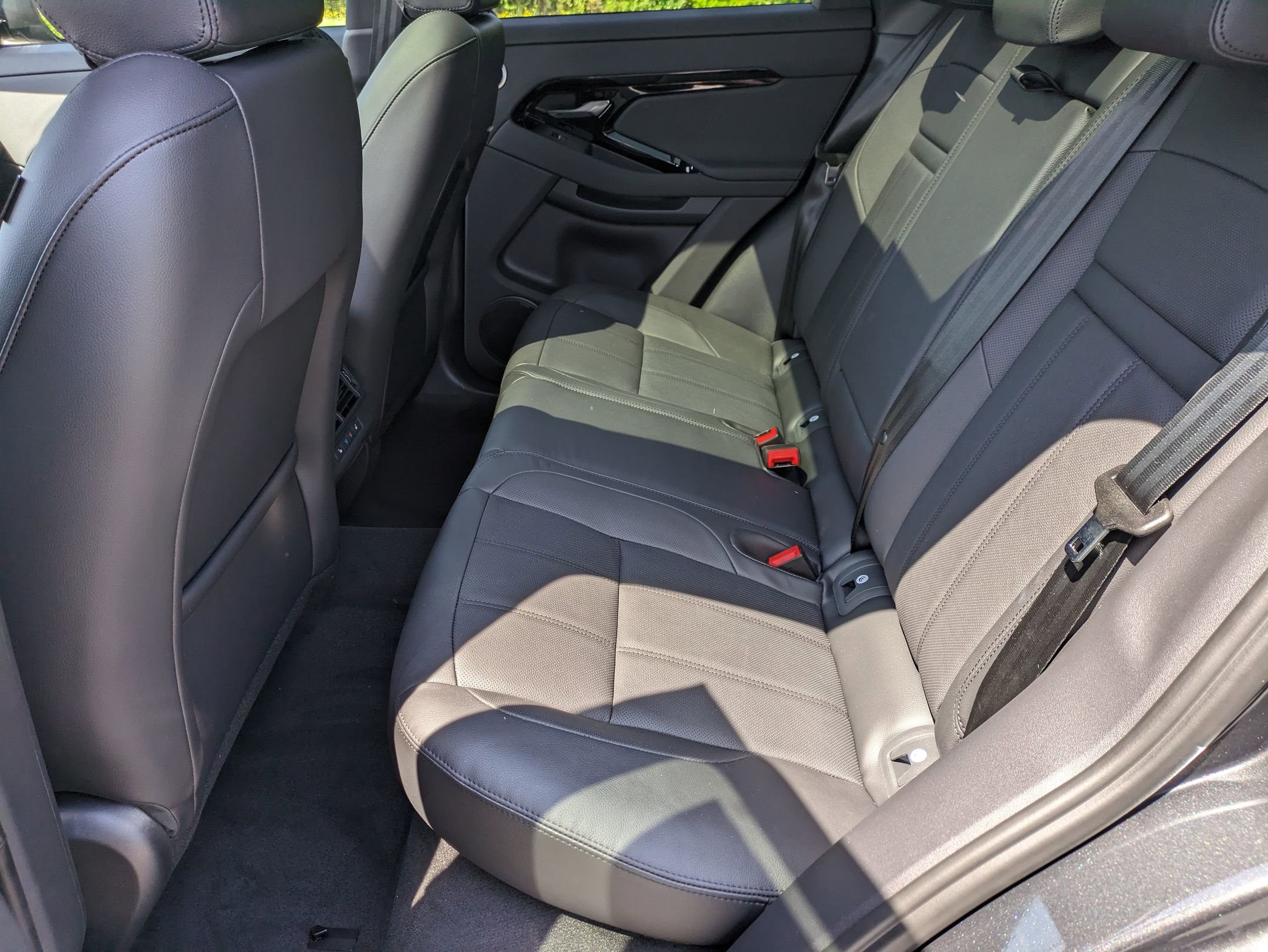 New 2026 Land Rover Range Rover Evoque Dynamic SE image 25