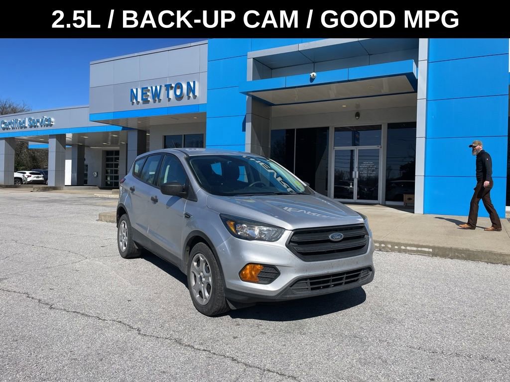 Used 2019 Ford Escape S image 1