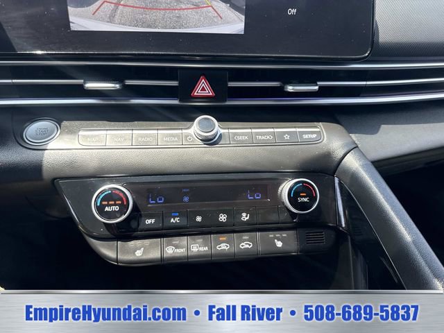 Used 2024 Hyundai Elantra SEL w/ Convenience Package FWD image 22