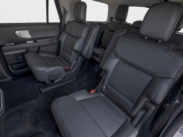 New 2026 Ford Expedition Active image 9