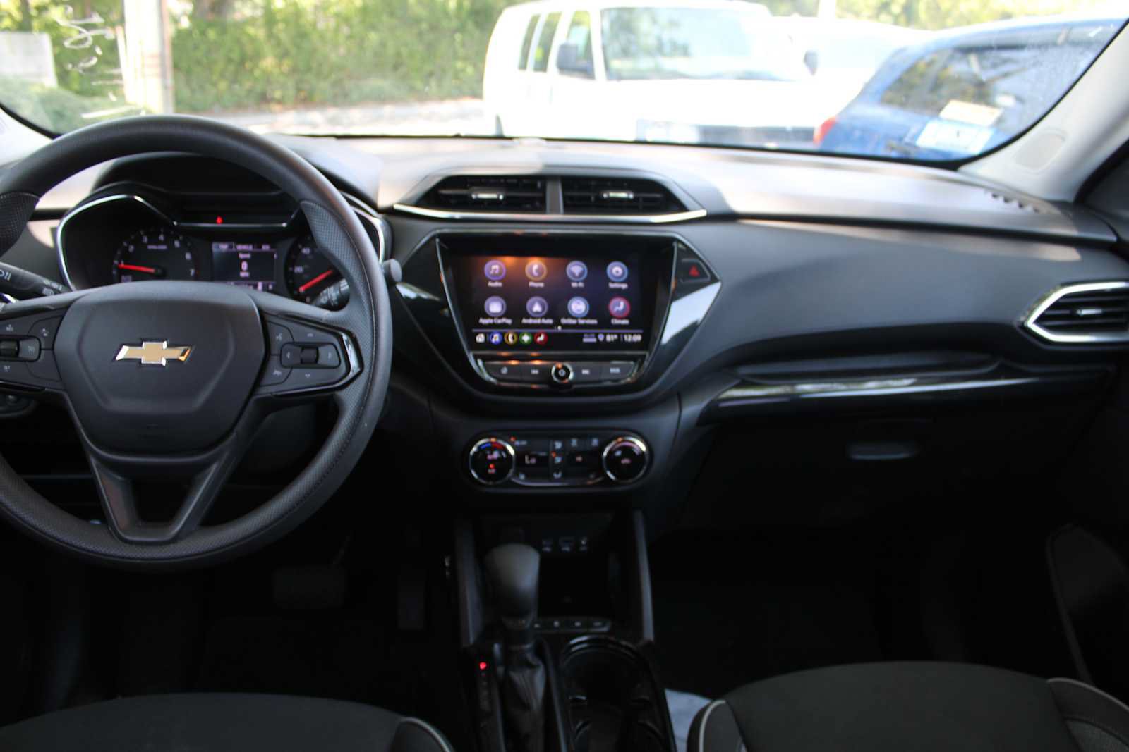 Certified 2023 Chevrolet TrailBlazer LT w/ Convenience Package AWD/4WD image 8