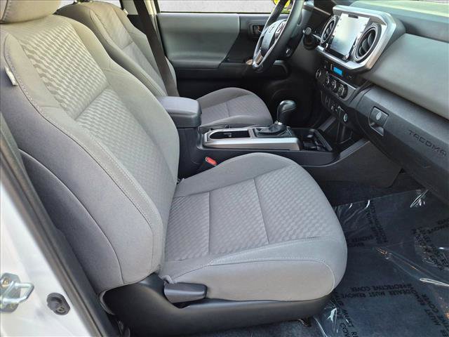 Used 2023 Toyota Tacoma SR5 RWD image 18