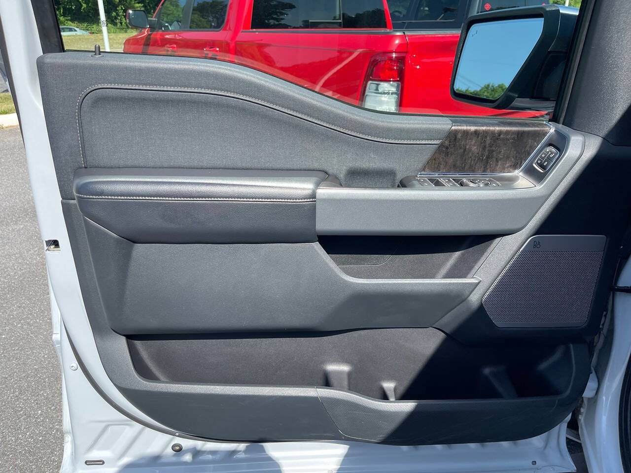 Used 2021 Ford F150 Lariat AWD/4WD image 21
