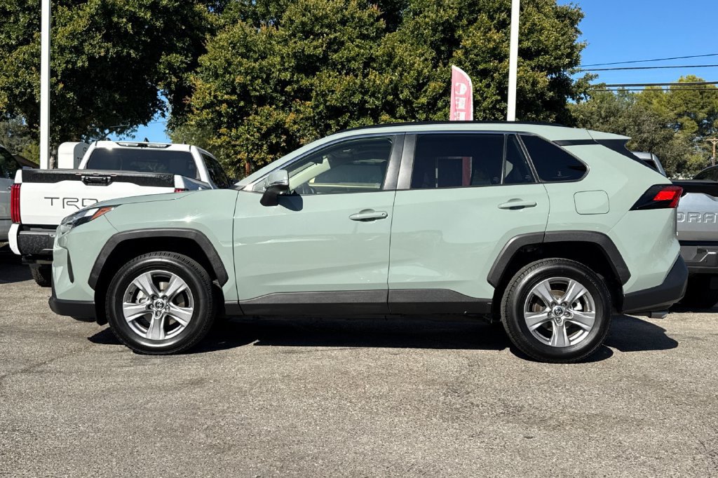 Certified 2023 Toyota RAV4 XLE w/ Convenience Package FWD image 6