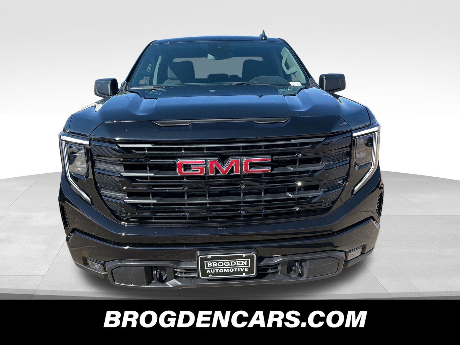 New 2026 GMC Sierra 1500 Elevation w/ Elevation Select Package AWD/4WD image 8