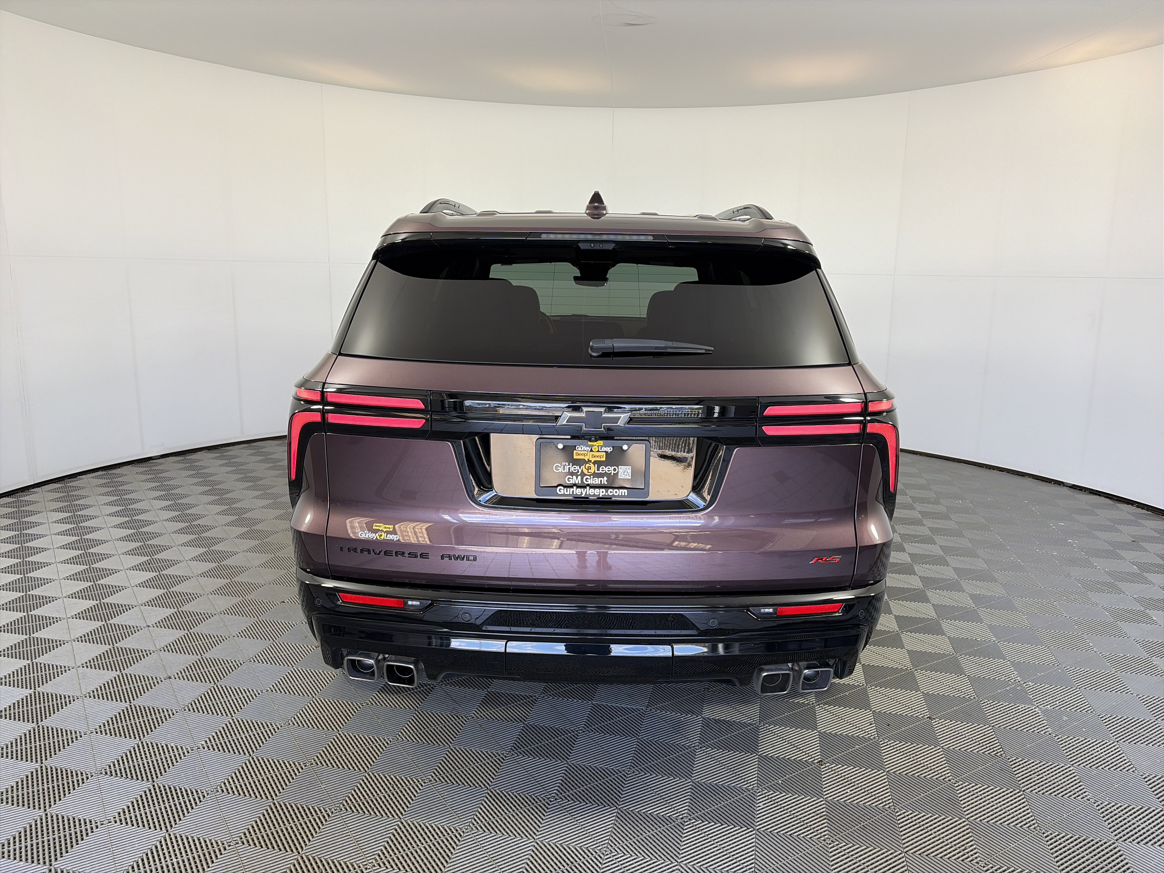 Used 2024 Chevrolet Traverse RS AWD/4WD image 10