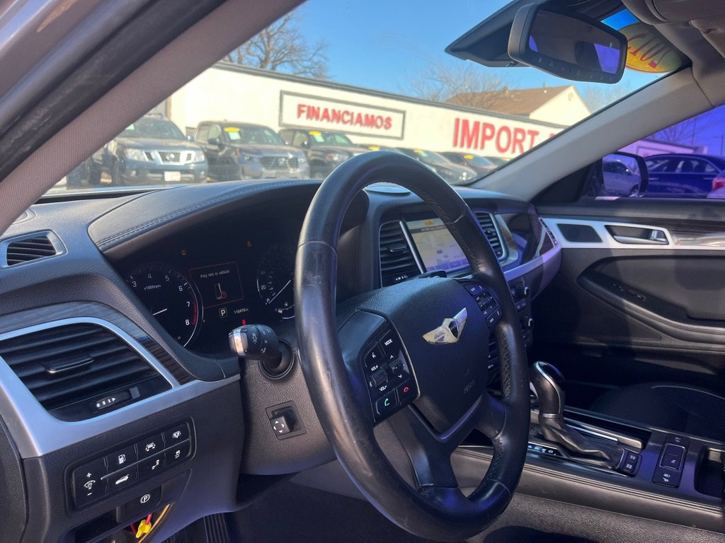 Used 2015 Hyundai Genesis 3.8 w/ Option Group 03 image 12