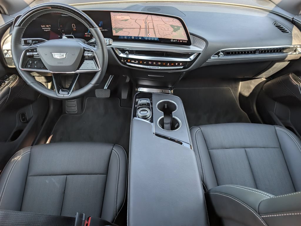 New 2026 Cadillac Lyriq Sport AWD/4WD image 18