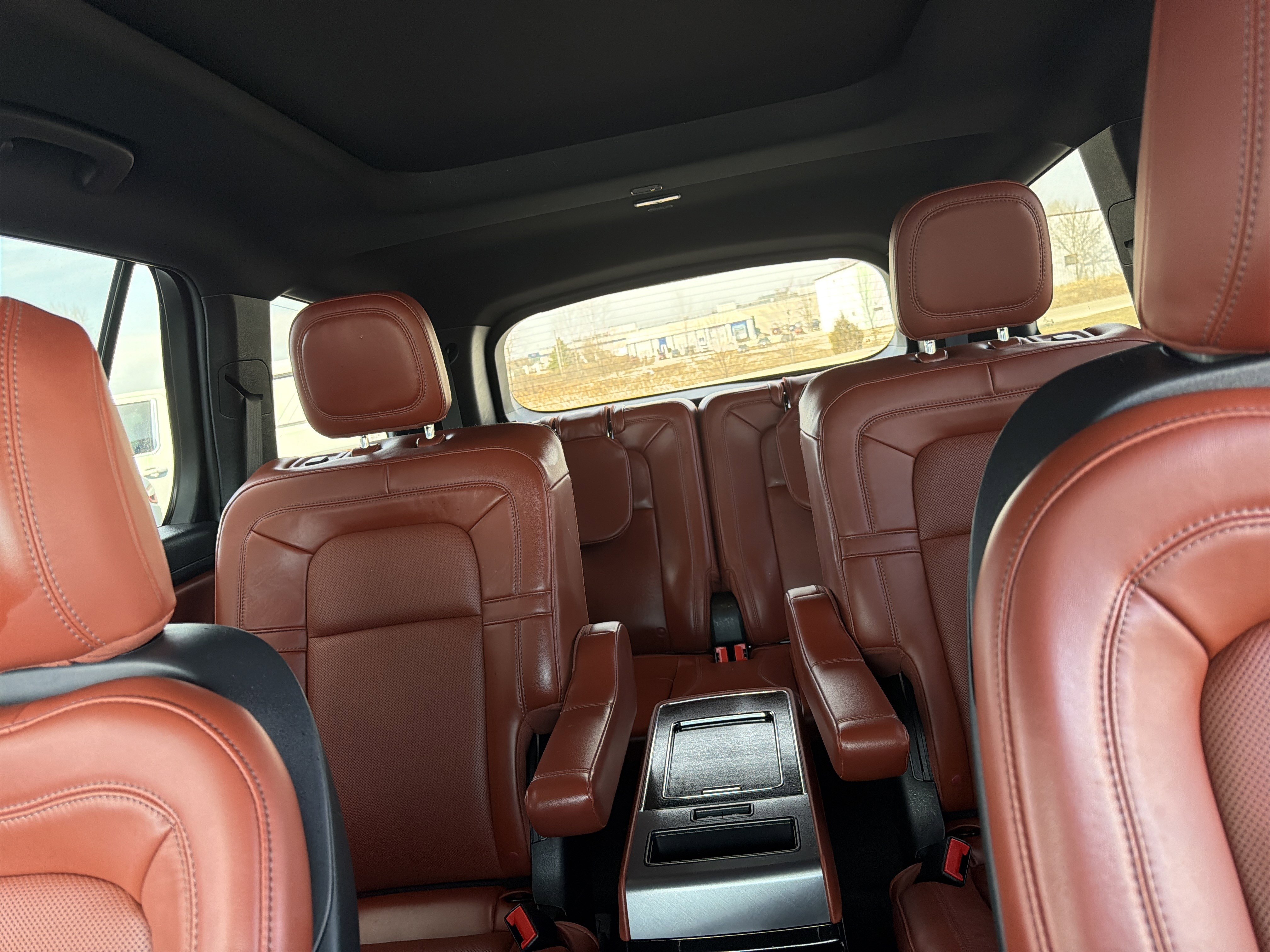 Used 2025 Lincoln Aviator Reserve w/ Jet Appearance Package image 70
