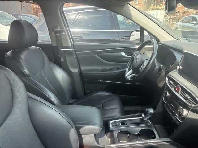Used 2019 Hyundai Santa Fe Limited w/ Cargo Package image 10