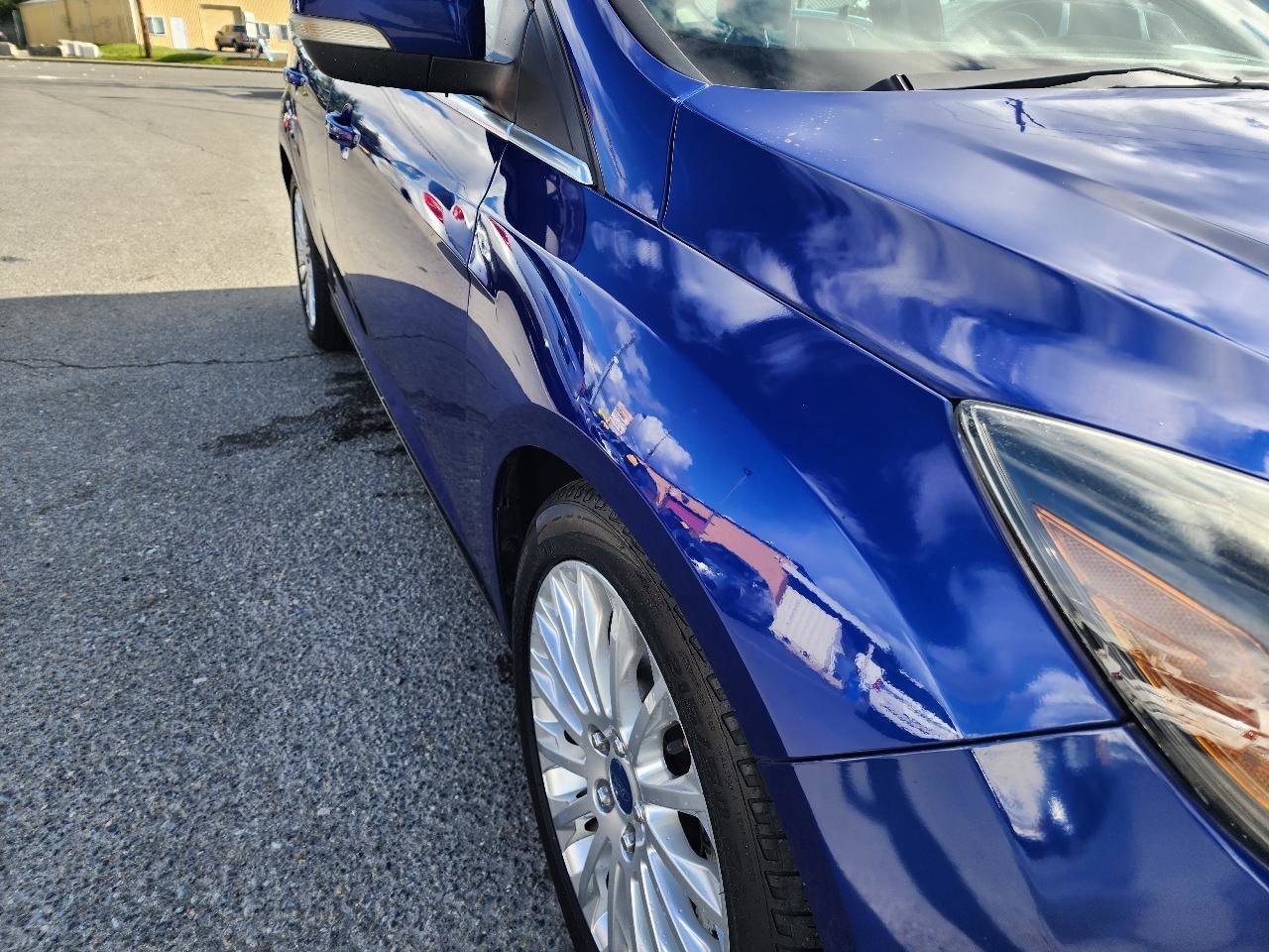 Used 2012 Ford Focus Titanium image 31