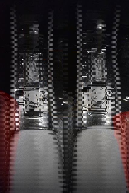 Used 2025 MAZDA MAZDA3 s image 32