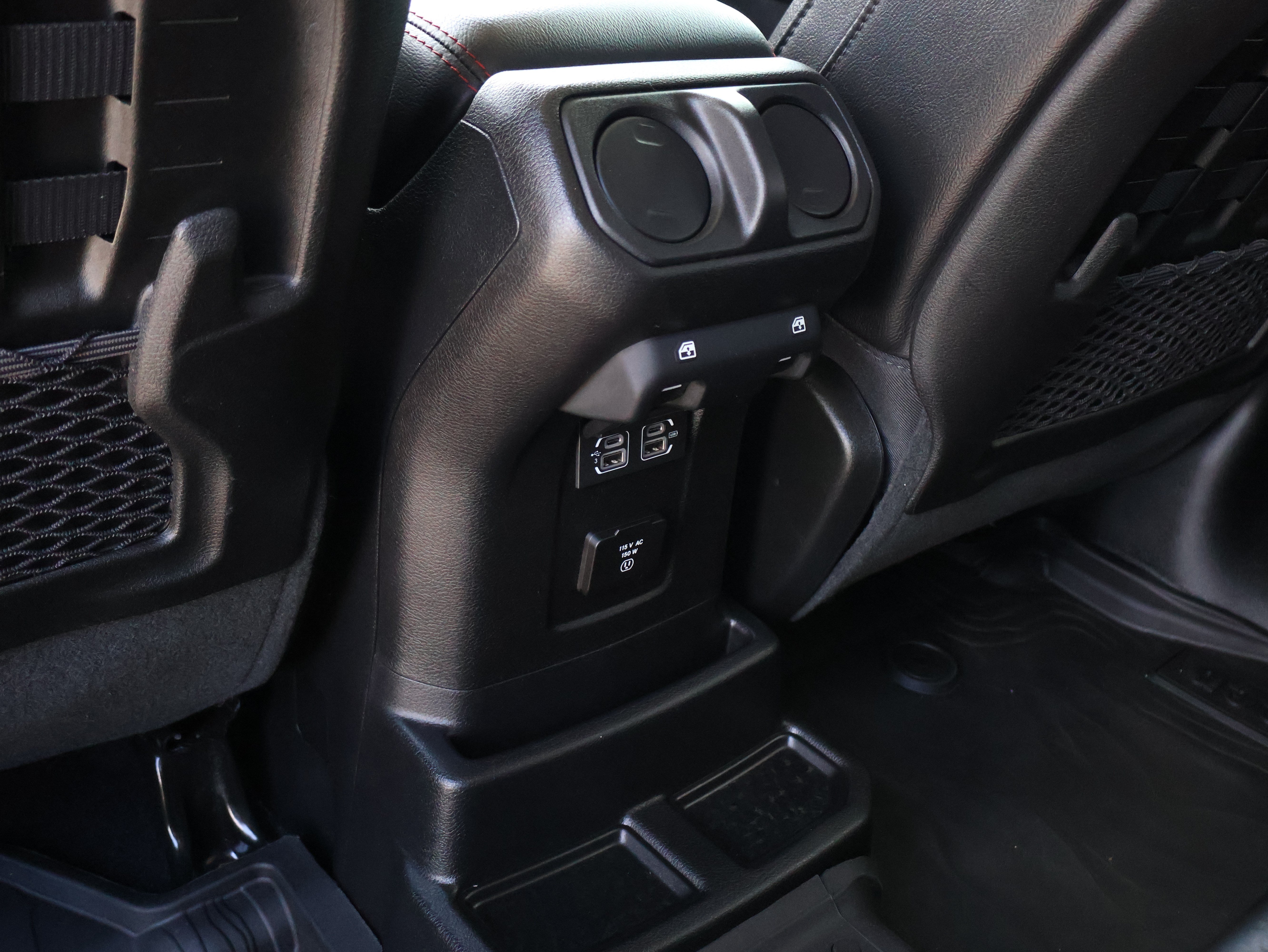 Used 2019 Jeep Wrangler Unlimited Rubicon AWD/4WD image 22