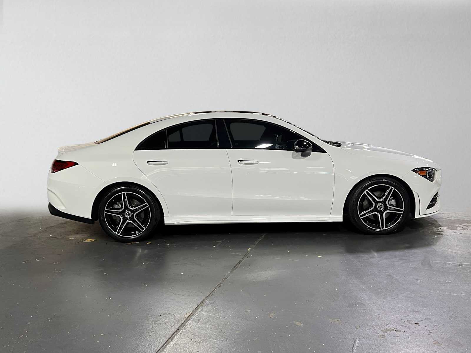 Used 2023 Mercedes-Benz CLA 250 4MATIC image 2