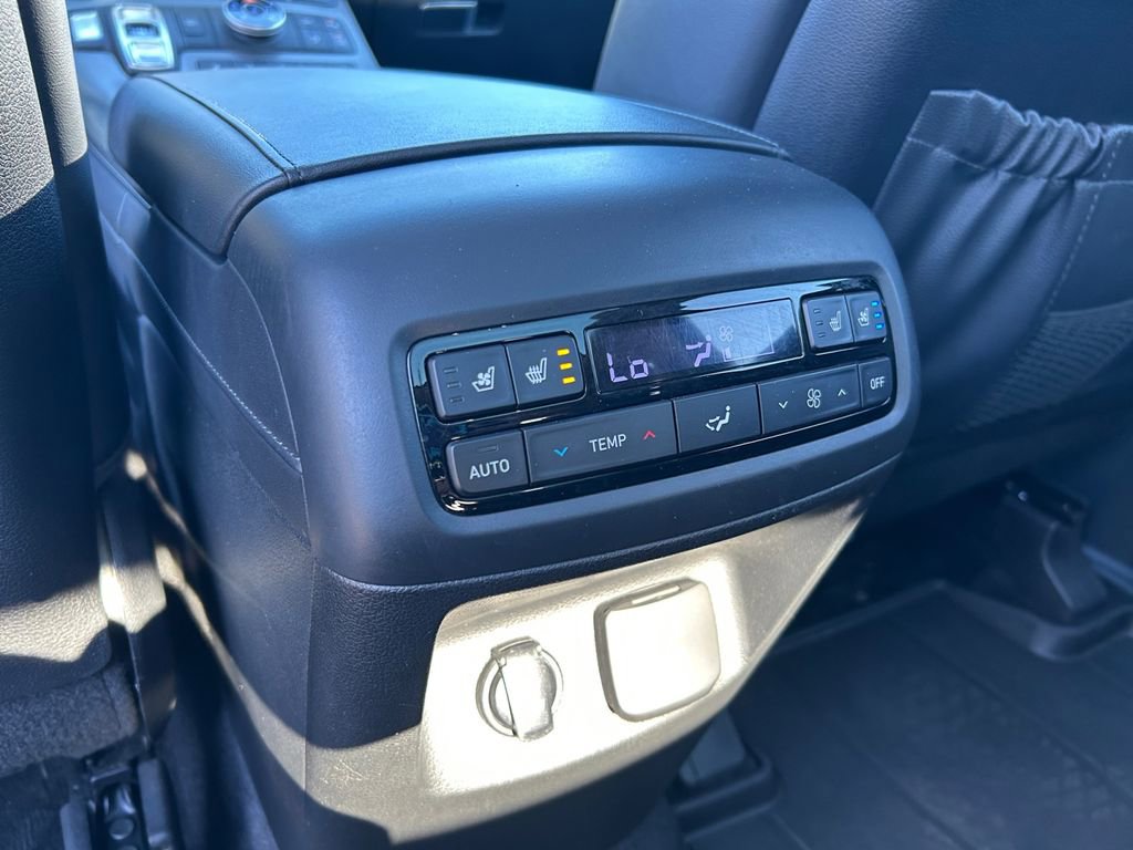 Used 2021 Hyundai Palisade Limited w/ Winter Package image 37