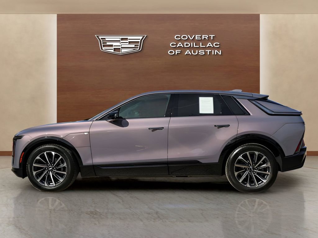 Certified 2024 Cadillac Lyriq Sport image 2
