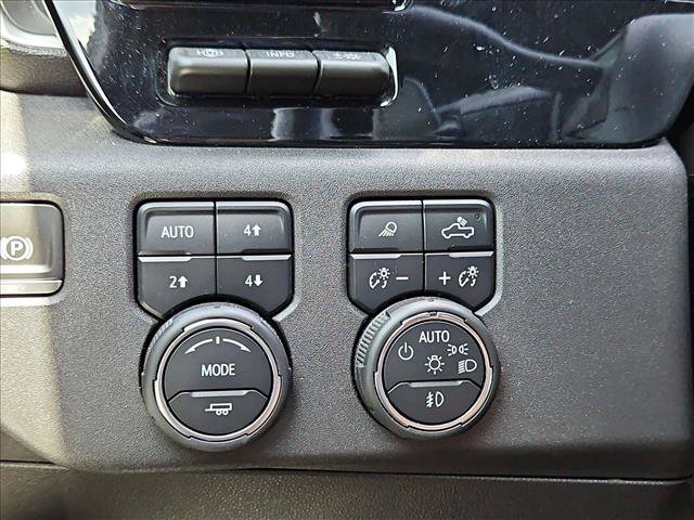 Certified 2023 Chevrolet Silverado 1500 High Country w/ High Country Premium Package AWD/4WD image 17
