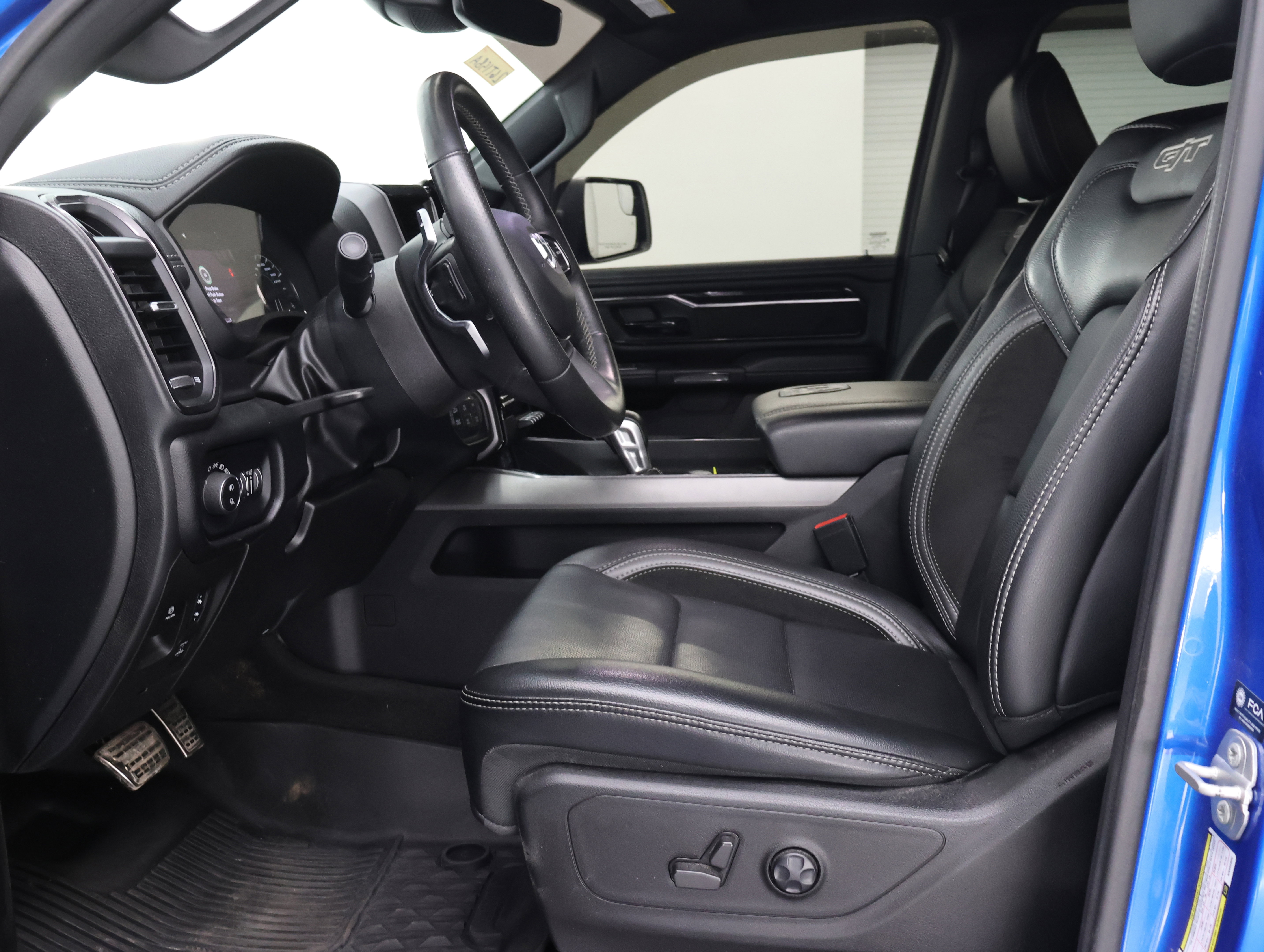 Used 2022 RAM 1500 Rebel w/ Rebel Level 2 Equipment Group AWD/4WD image 7