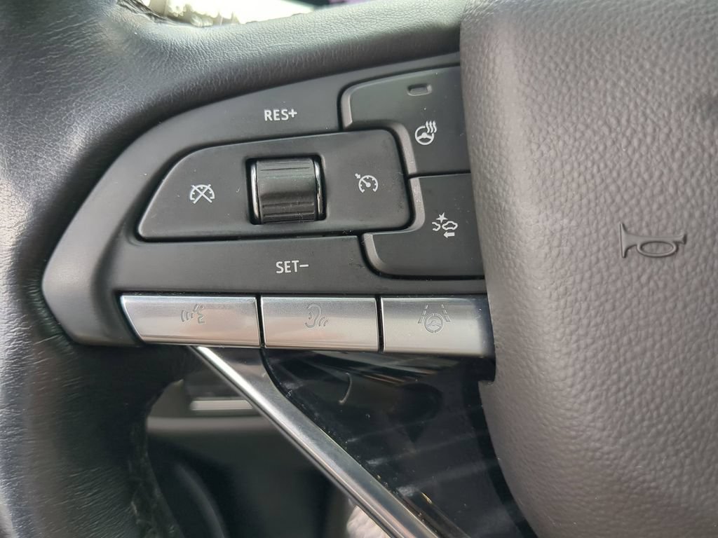 Used 2023 Cadillac Escalade Sport AWD/4WD image 32