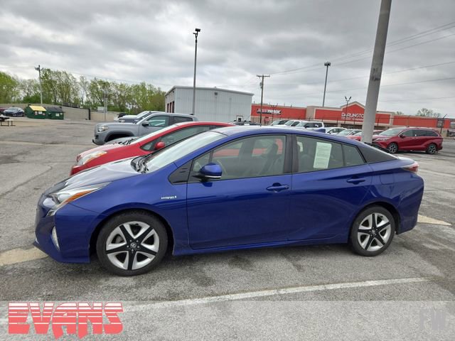 Used 2016 Toyota Prius Three Touring FWD image 4