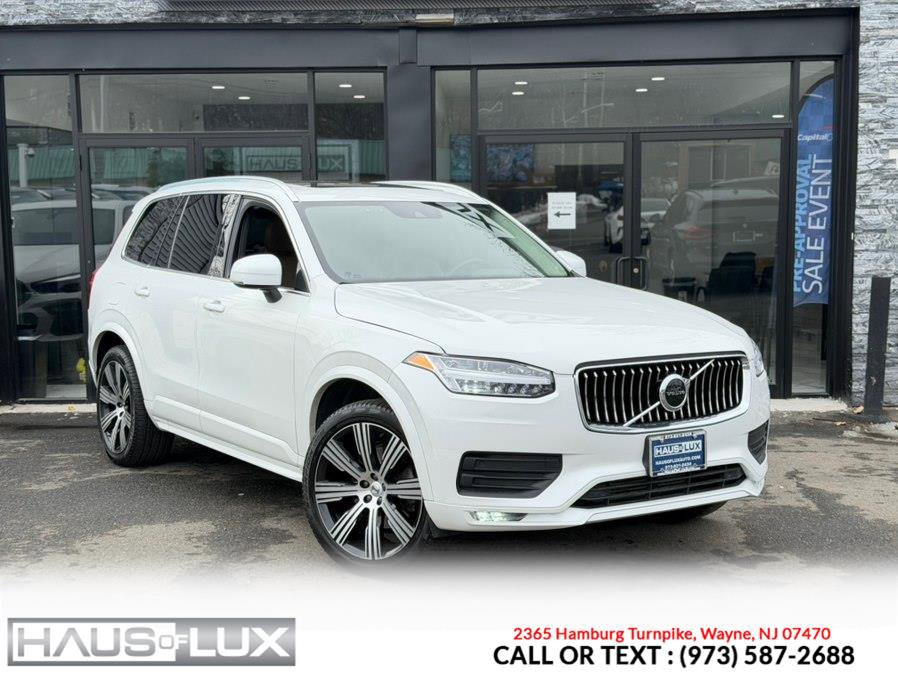 Used 2020 Volvo XC90 T6 Momentum image 2