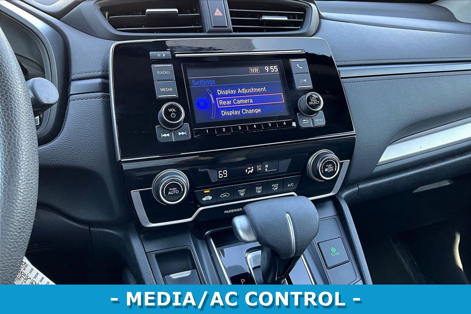 Used 2018 Honda CR-V LX image 9