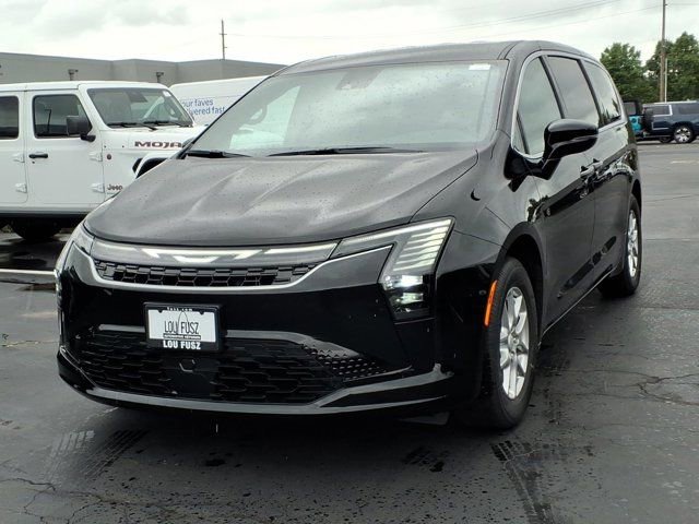 New 2027 Chrysler Pacifica Select FWD image 2