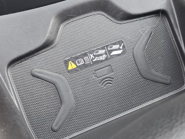 Certified 2022 GMC Canyon AT4 AWD/4WD image 7