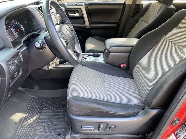 Used 2016 Toyota 4Runner SR5 image 17