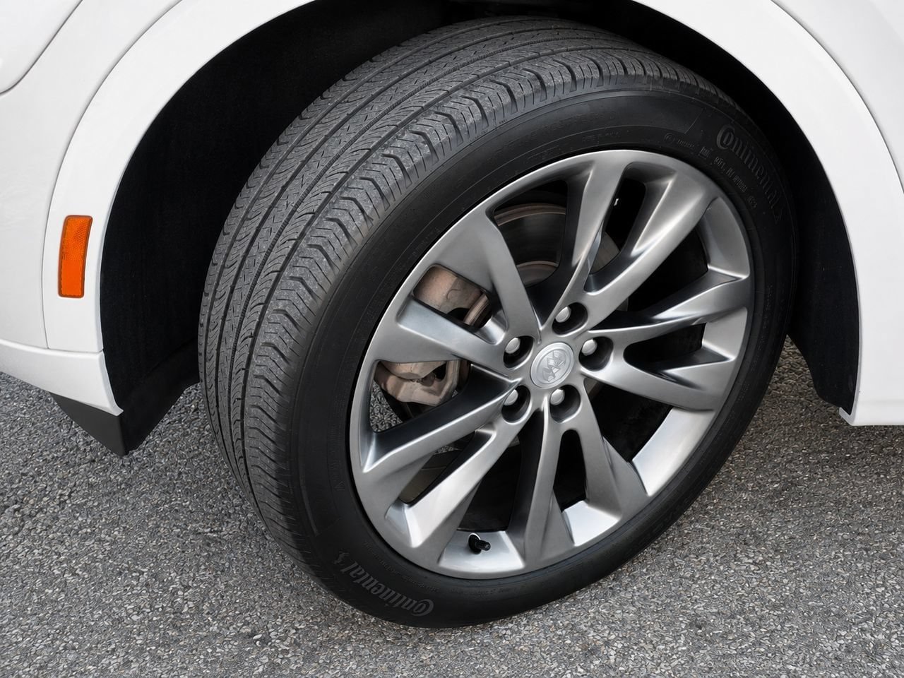 Used 2021 Buick Envision Avenir FWD image 12
