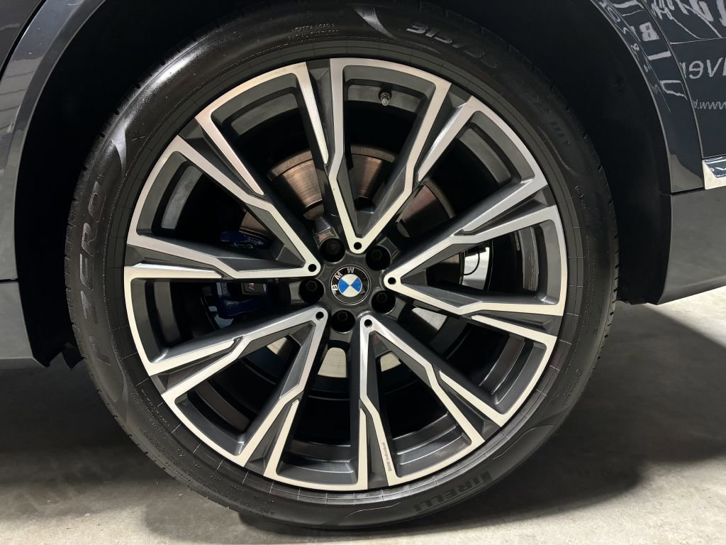 Used 2021 BMW X7 xDrive40i w/ Premium Package image 40