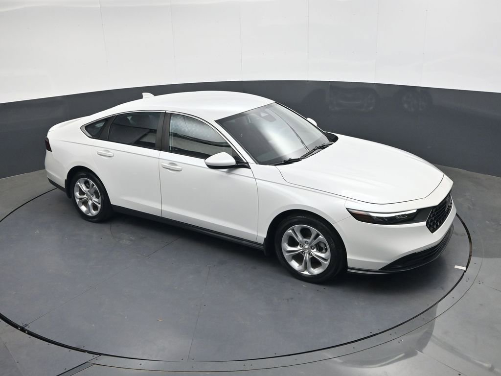 Used 2023 Honda Accord LX image 18
