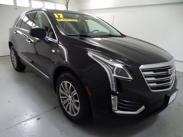 Used 2017 Cadillac XT5 Luxury w/ Driver Awareness Package