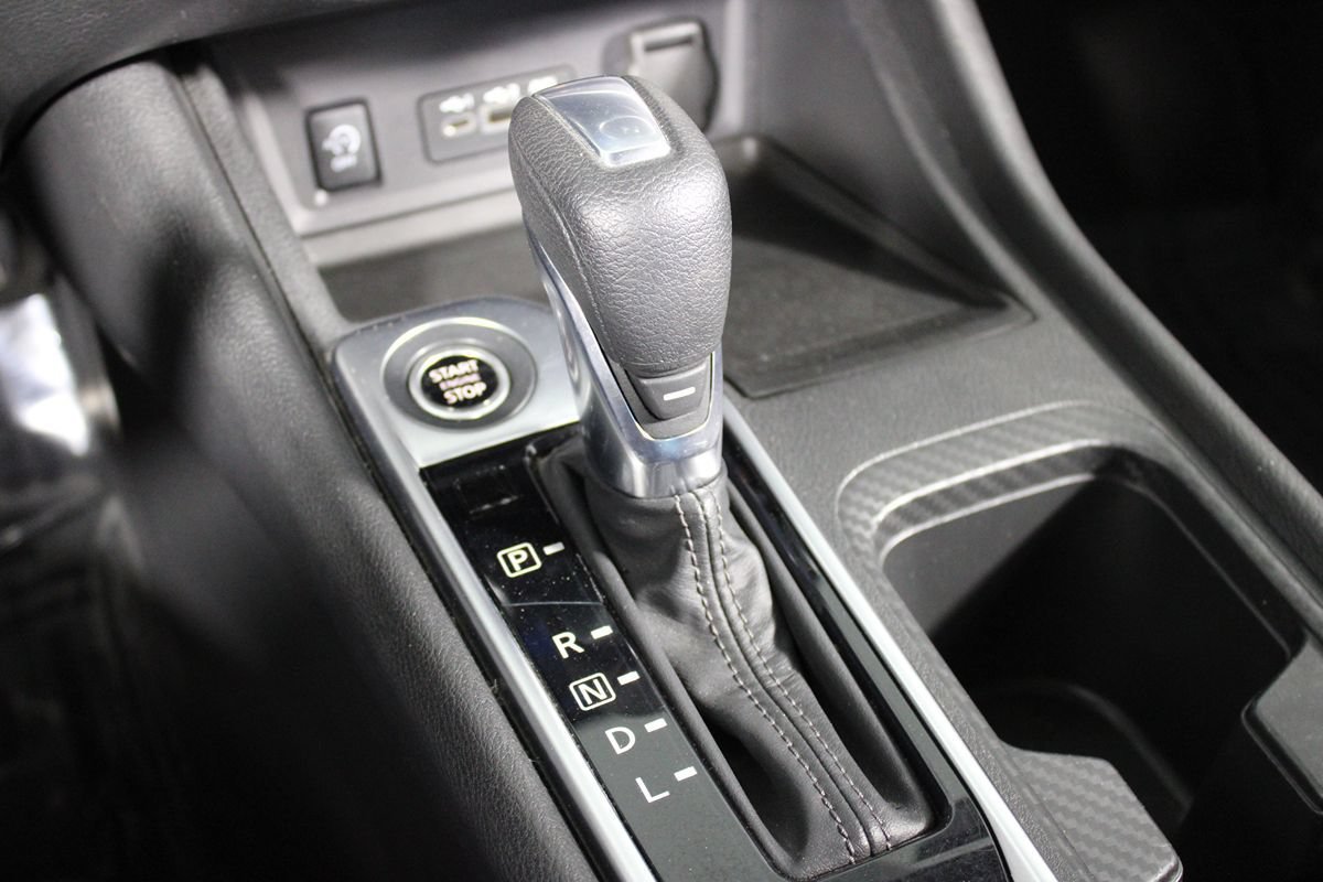 Used 2024 Nissan Sentra SV FWD image 10
