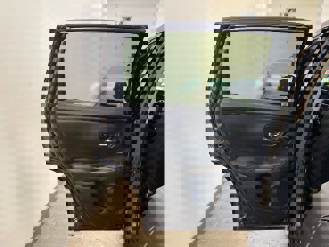 Used 2026 Honda HR-V EX-L image 9