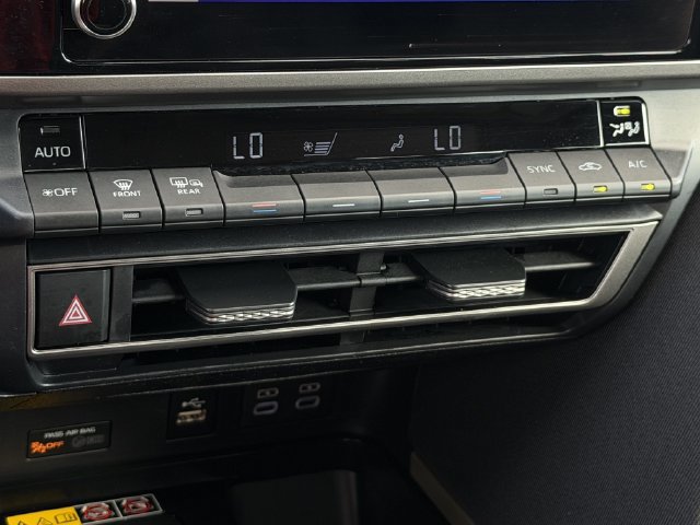 Used 2026 Toyota Camry LE FWD image 20