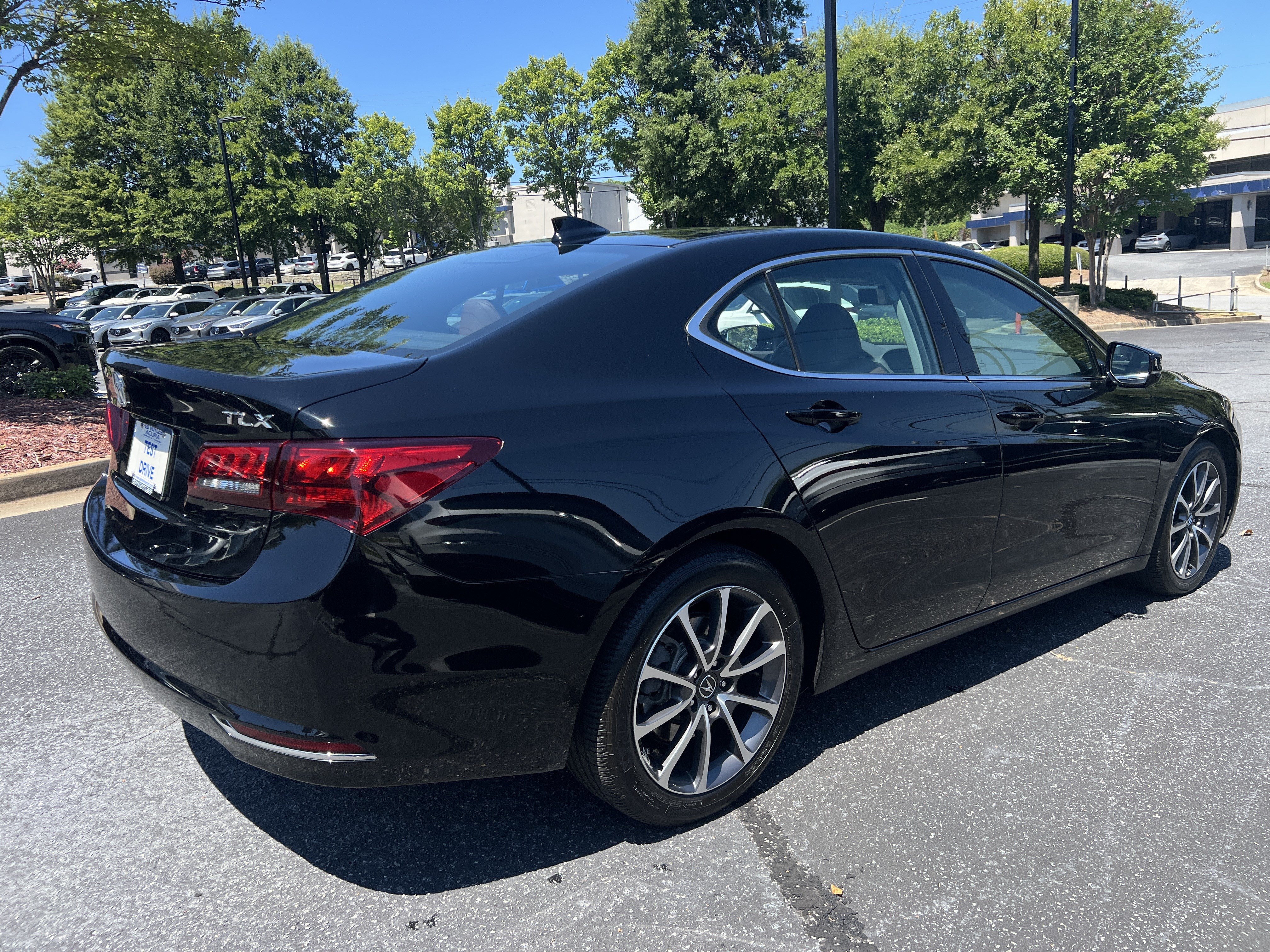 Certified 2016 Acura TLX w/ Technology Package FWD image 5