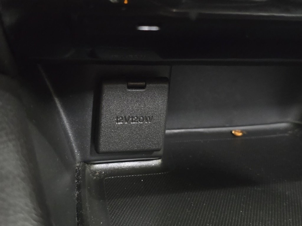 Used 2017 MAZDA MAZDA6 Touring w/ Touring Premium Package image 28