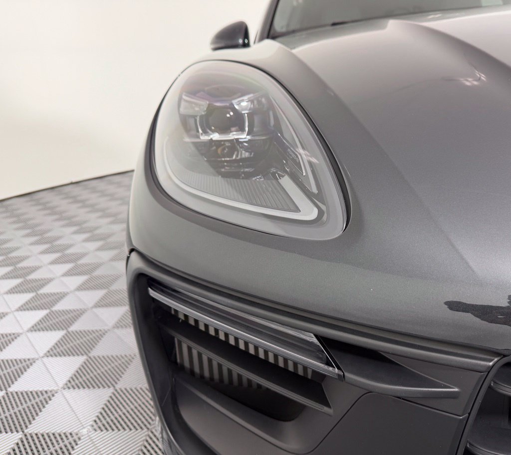 Certified 2023 Porsche Macan GTS AWD/4WD image 10
