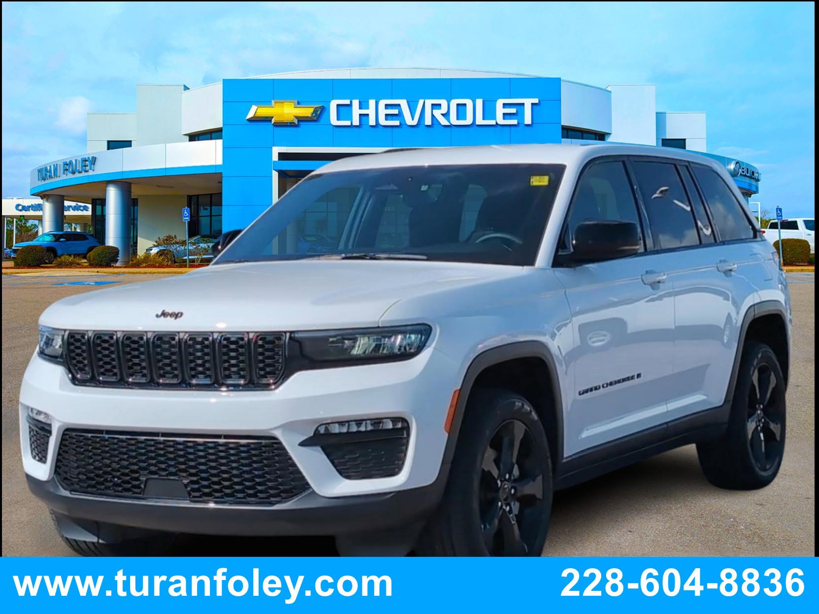 Used 2024 Jeep Grand Cherokee Limited w/ Black Appearance Package image 1