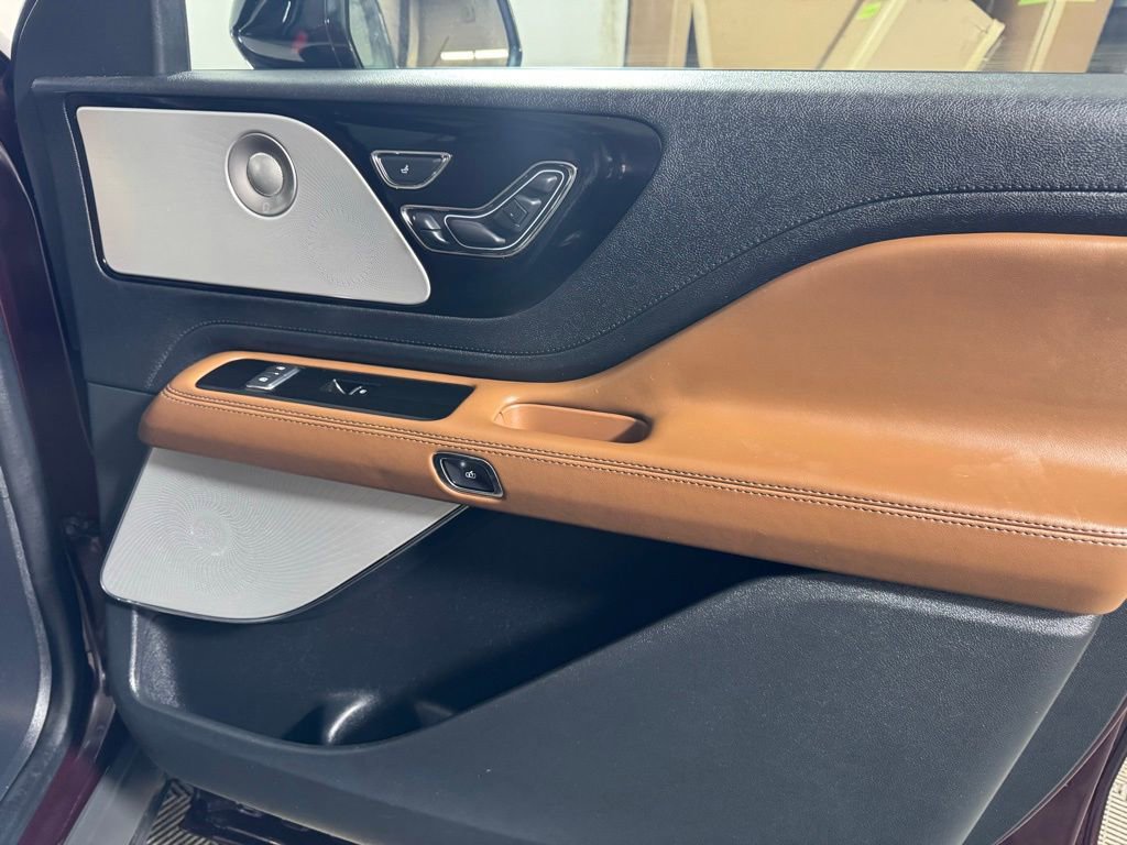 Used 2023 Lincoln Aviator Grand Touring w/ Equipment Group 301A image 16